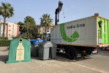 Image Glass recycling campaign in Calvi